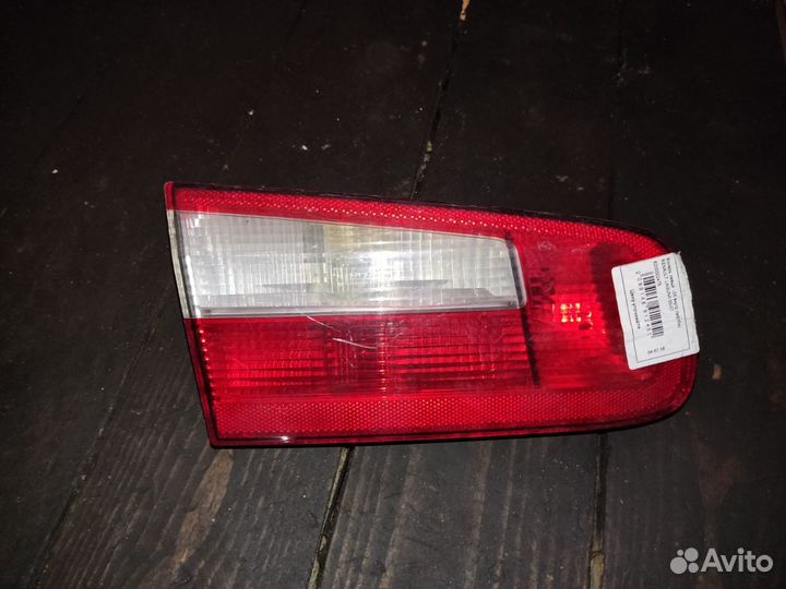 Фонарь левый -05 внутр лифтбэк renault laguna II