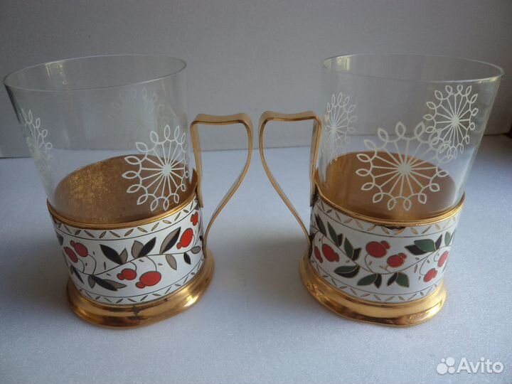 Подстаканники.Латунь.Эмаль.Клюква