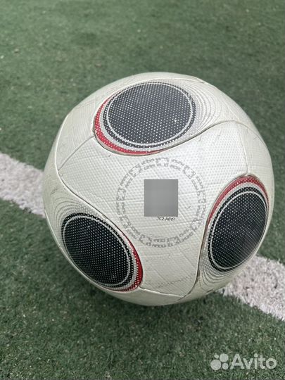 Футбольный мяч adidas europass