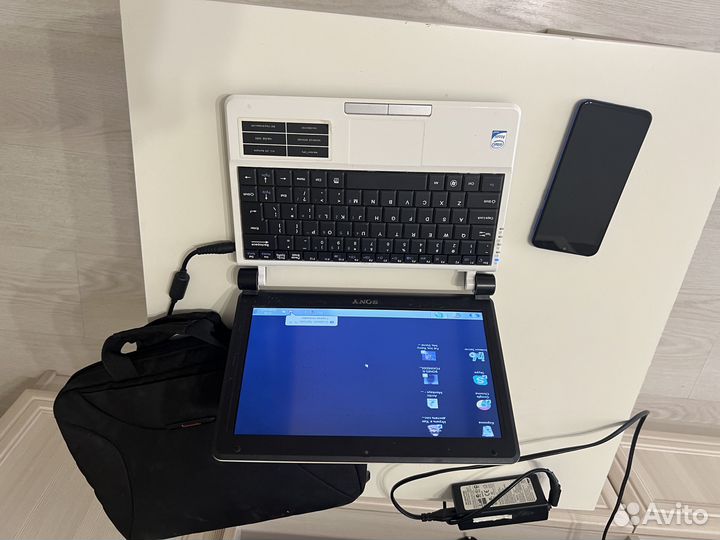 Мини ноутбук