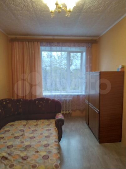 Комната 28,2 м² в 3-к., 2/4 эт.