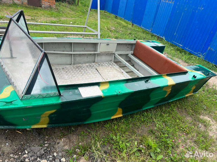 Моторная лодка
