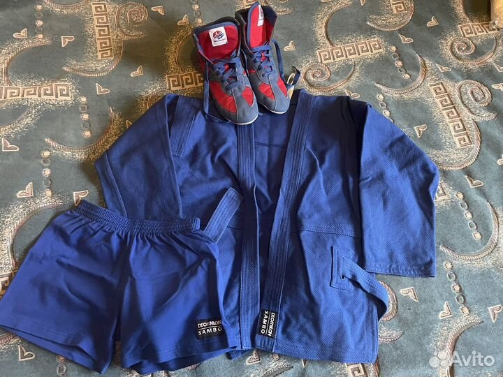 Самбовка, шорты, борцовки Decathlon