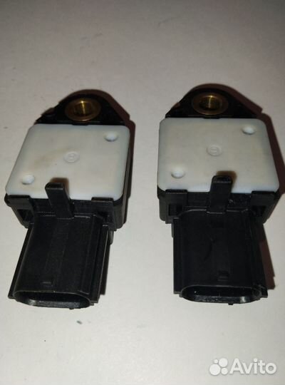 Датчик удара Toyota Corolla E150 E151 (2013г)