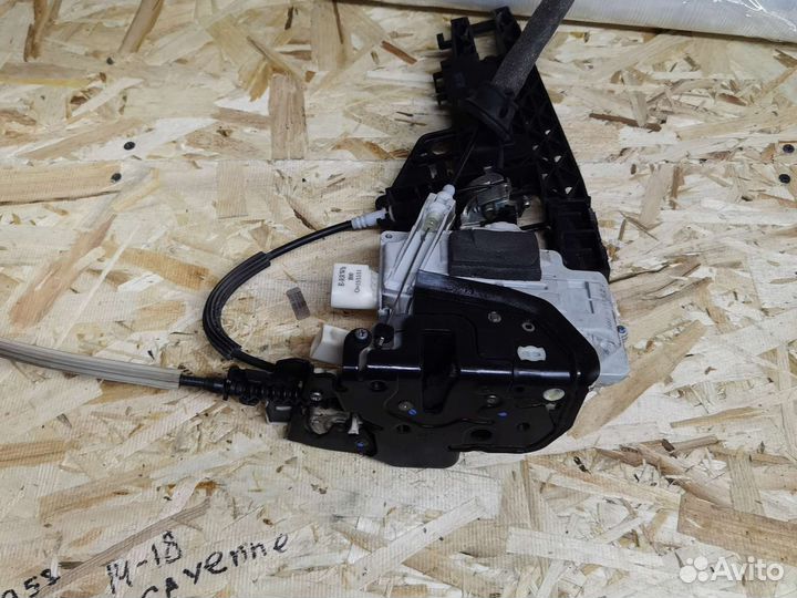 Замок двери под доводчик передней прав Audi A8 D4