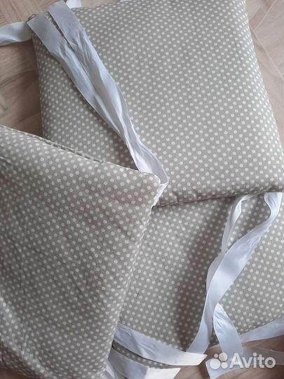 Подушки (бортики) на детскую кроватку