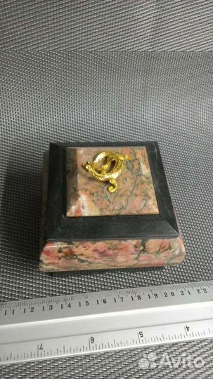 Шкатулка из креноида