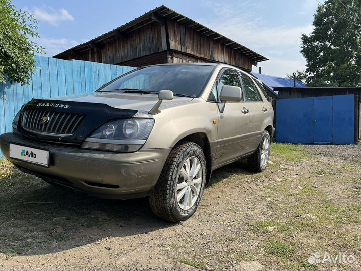 Toyota Harrier 2.2 AT, 1998, 400 000 км