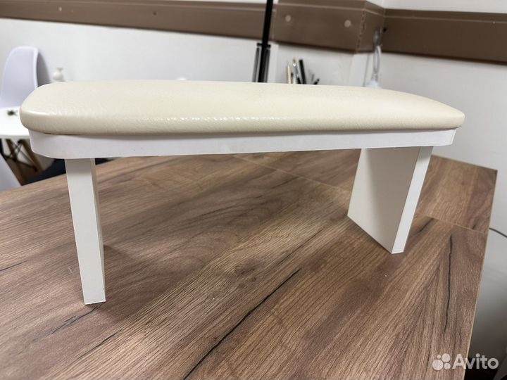 Подставка для рук маникюрная