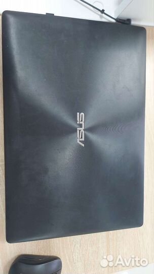 Ноутбук asus