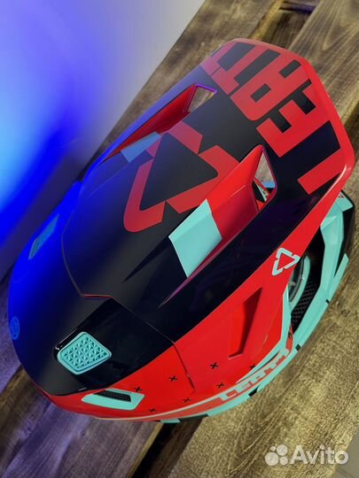 Мотошлем Leatt Moto 7.5 V23 Fuel + Очки