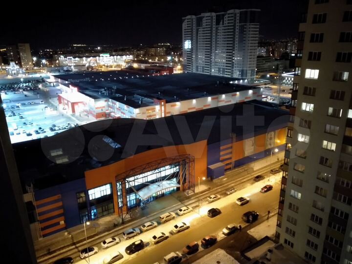 1-к. квартира, 40 м², 16/27 эт.