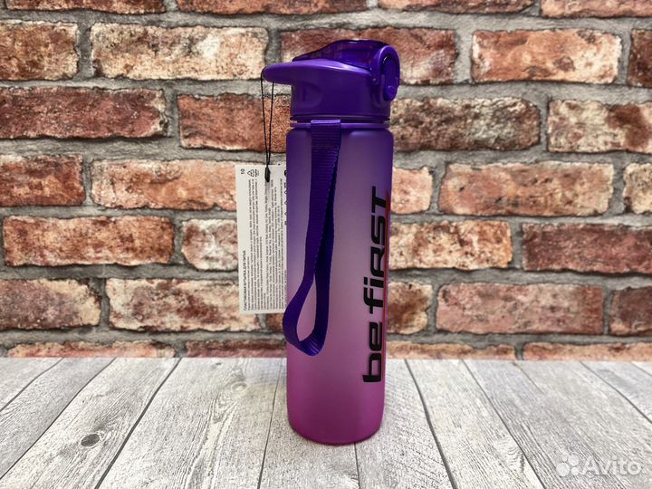 Бутылка для воды из тритана Be First 900 мл. фиол