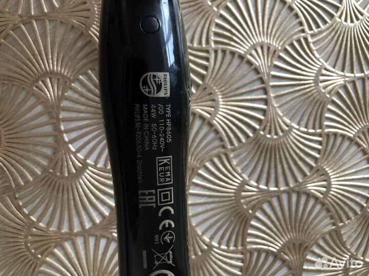 Щипцы для завивки волос philips