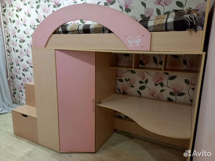 Детская кровать чердак