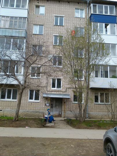 2-к. квартира, 42 м², 3/5 эт.
