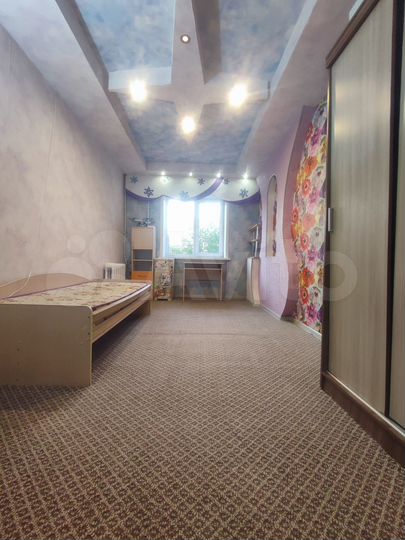 3-к. квартира, 69 м², 2/4 эт.