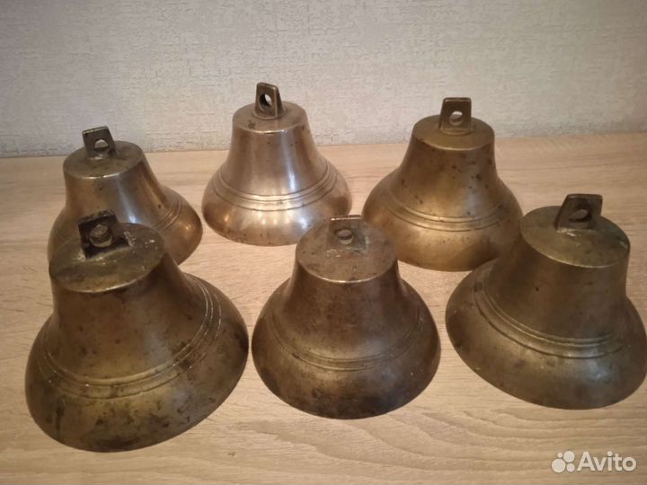 Колокол старинный