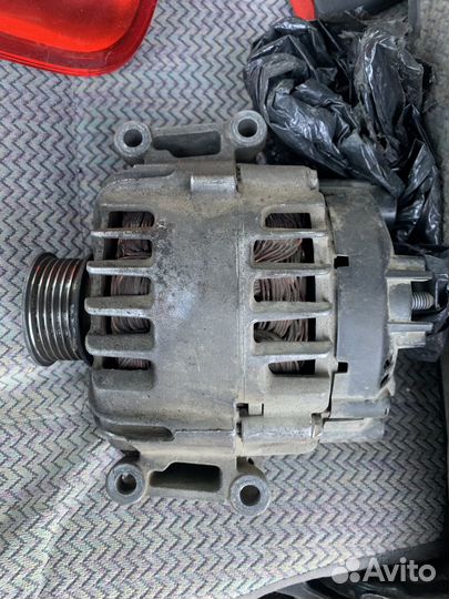 Генератор VW Passat B6