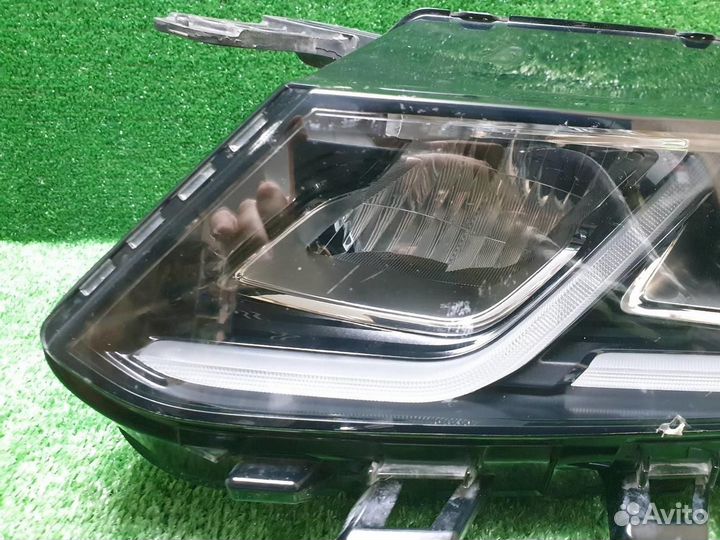 Фара левая Geely Coolray