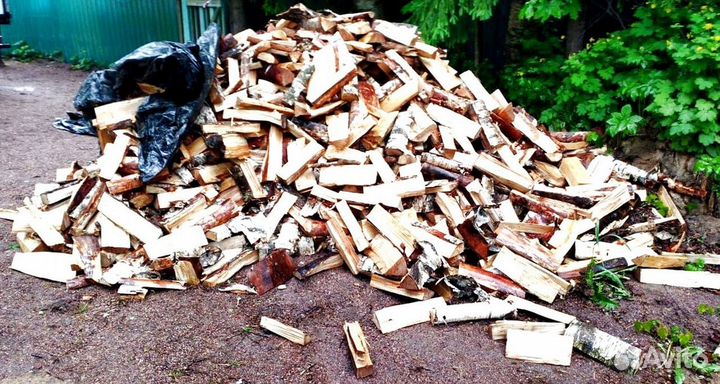 Дрова сухие навалом
