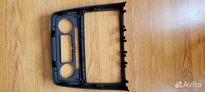 Рамка для магнитолы Skoda Yeti