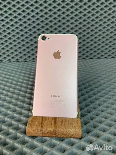 iPhone 7, 32 ГБ