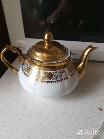 Чайник заварочный фарфоровый