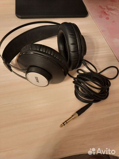 Звуковая карта behringer um2 и Наушники AKG K72