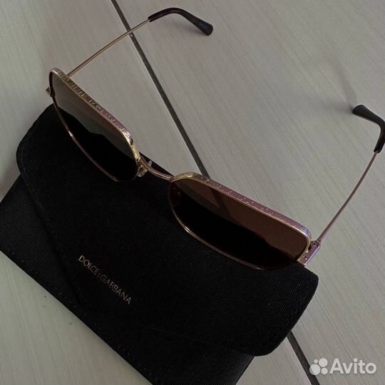 Солнцезащитные очки dolce gabbana