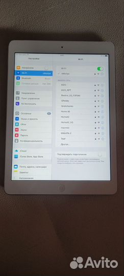 Apple iPad air 1 на 16GB Mode A1475