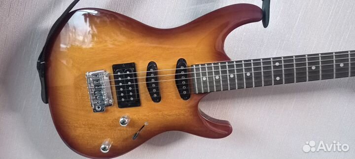 Электро гитара ibanez