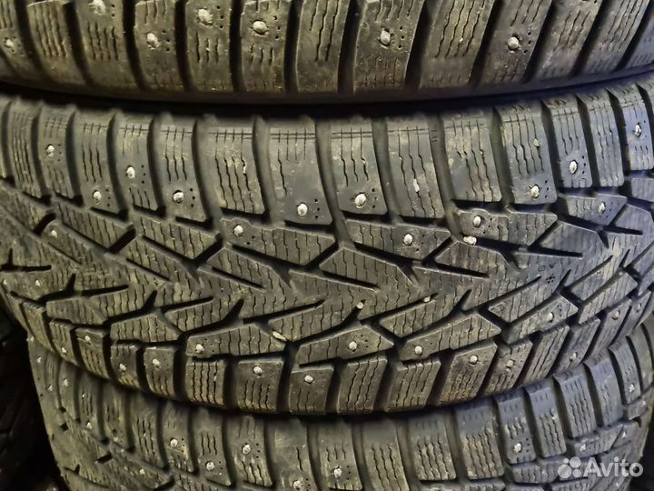 Nokian Tyres Hakkapeliitta 7 SUV 215/60 R17 100T