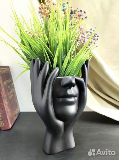 Статуэтка-кашпо