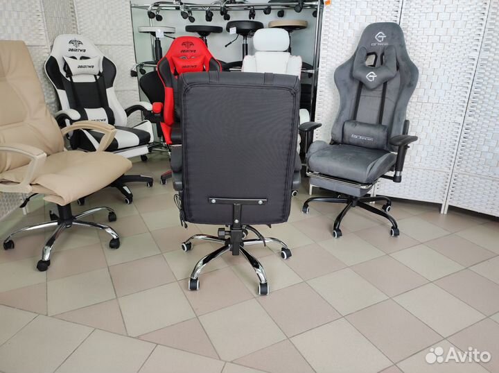 Кресло руководителя офисное компьютерное