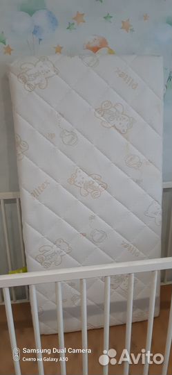 Кроватка IKEA + матрас