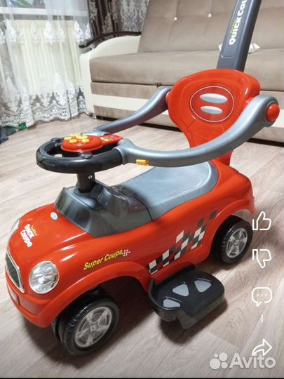 Машинка-каталка толокар с родительской ручкой