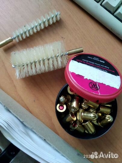 Устройство для оглушения скота