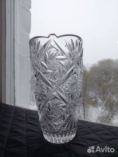 Хрустальная ваза 20 см