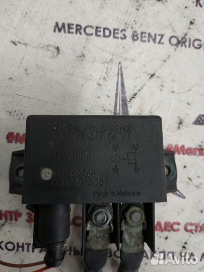 Блок аккумулятора w211 Mercedes передний