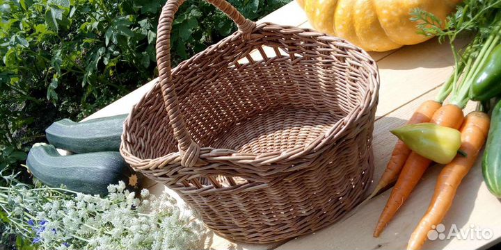 Корзина плетеная
