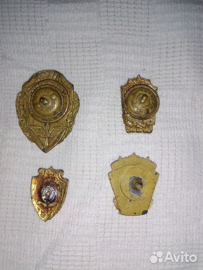 Тяжелые значки СССР