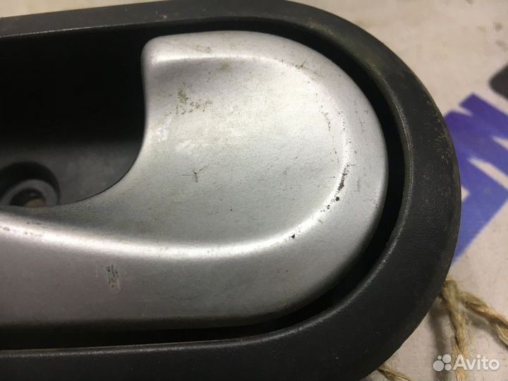 Ручка двери внутренняя правая Рено Логан