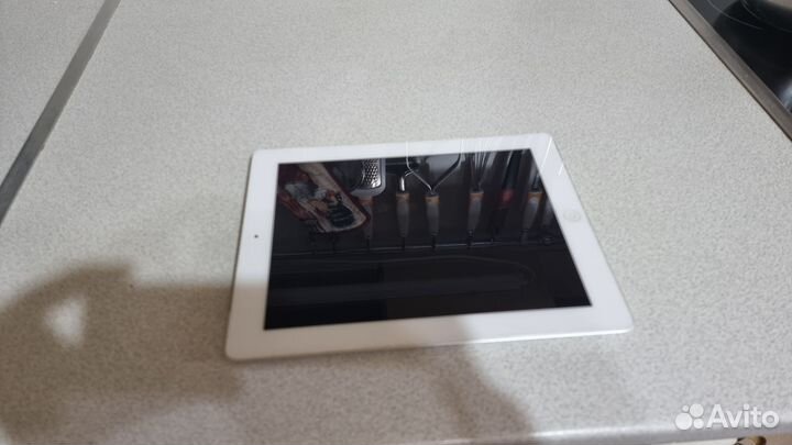 Планшет apple iPad 4 16Gb Wi-Fi + Cellular