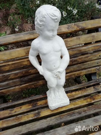 Фонтан писающий мальчик