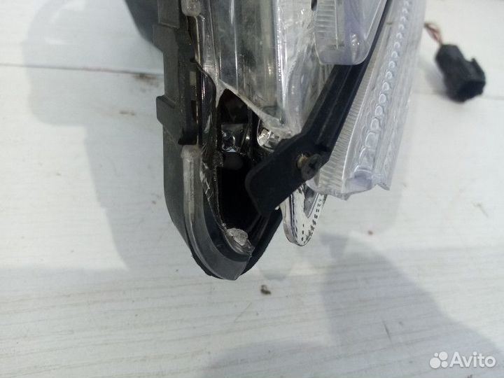 Левая противотуманная фара Hyundai Tucson 3