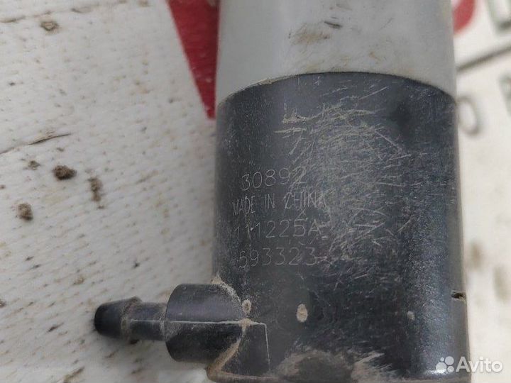 Насос омывателя Toyota Corolla E150 1ZR FE 2012