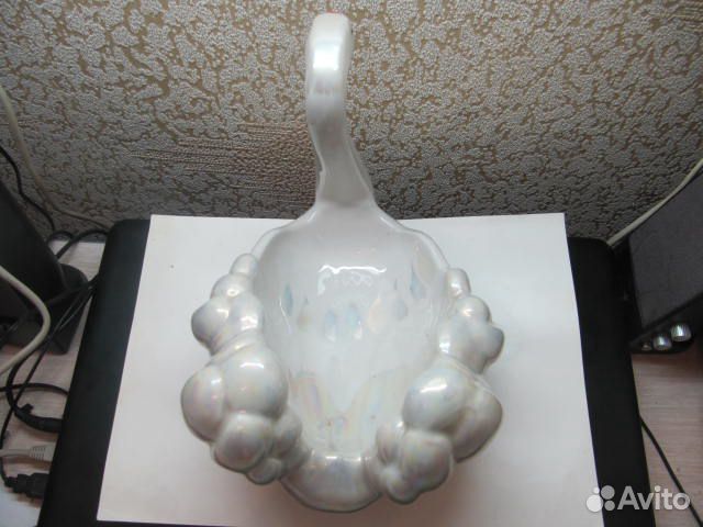 Конфетница лебедь