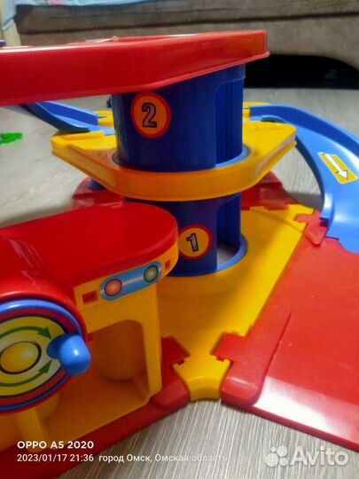 Парковка для машинок полесье