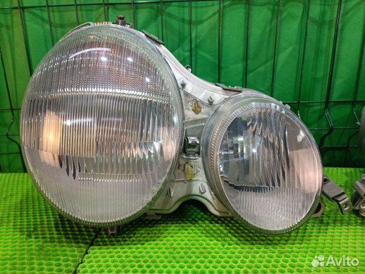 Фара левая+фара правая Mercedes-Benz E W210 1998